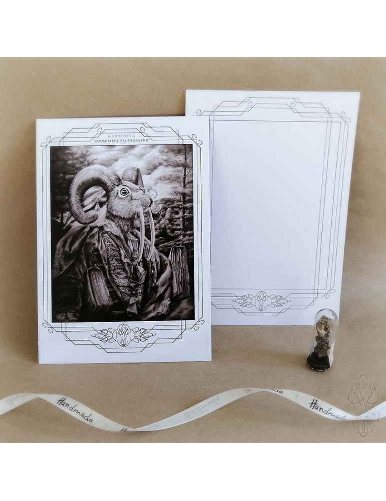 Carte postale grand format "ZOOMORPHE PALÉOGRAPHE", avec vernis sélectif "effet 3D" - 14,8 x 21 cm (A5)
